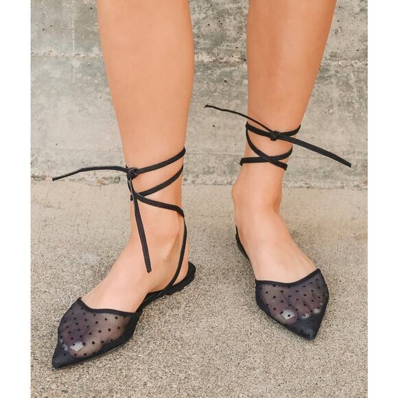 Lulus Women’s Size 8.5 Sophiie Black Lace‎ Up Flats New - Picture 1 of 10
